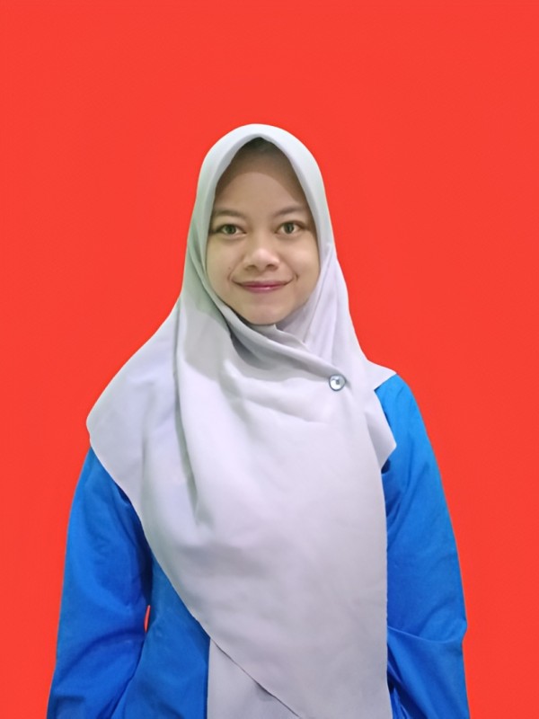 Putri Oktaviani, S.Pd